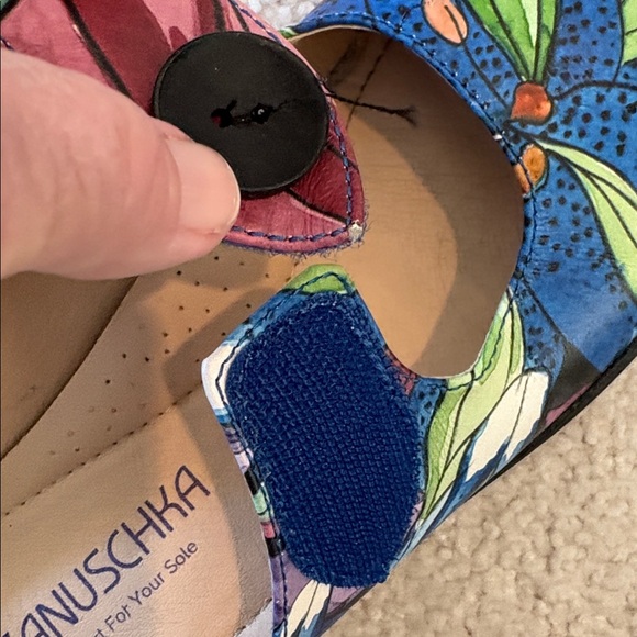 Anuschka Vibrant Floral Mules - Picture 6 of 6